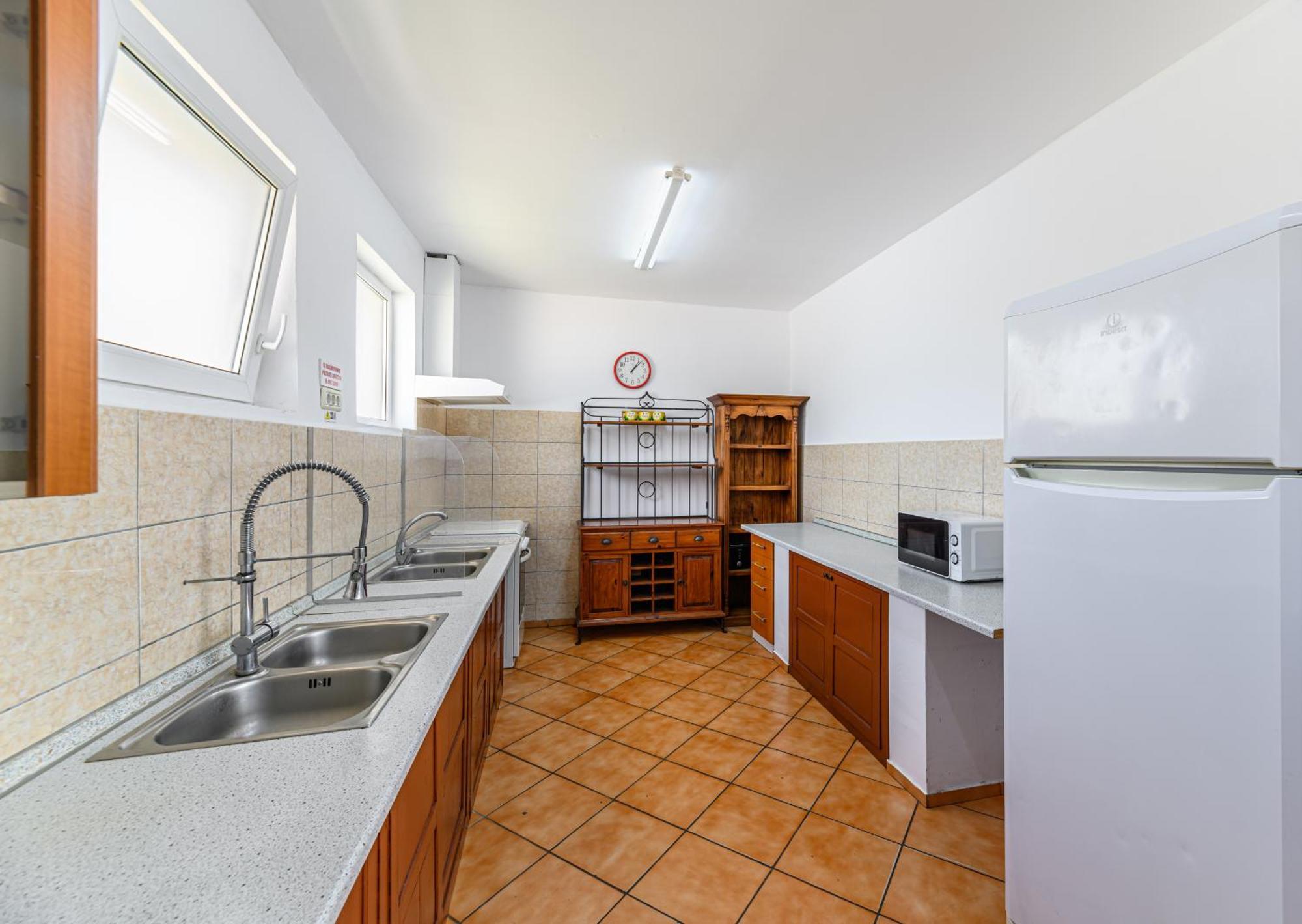 Pensiunea Roma Antica Harman Bagian luar foto